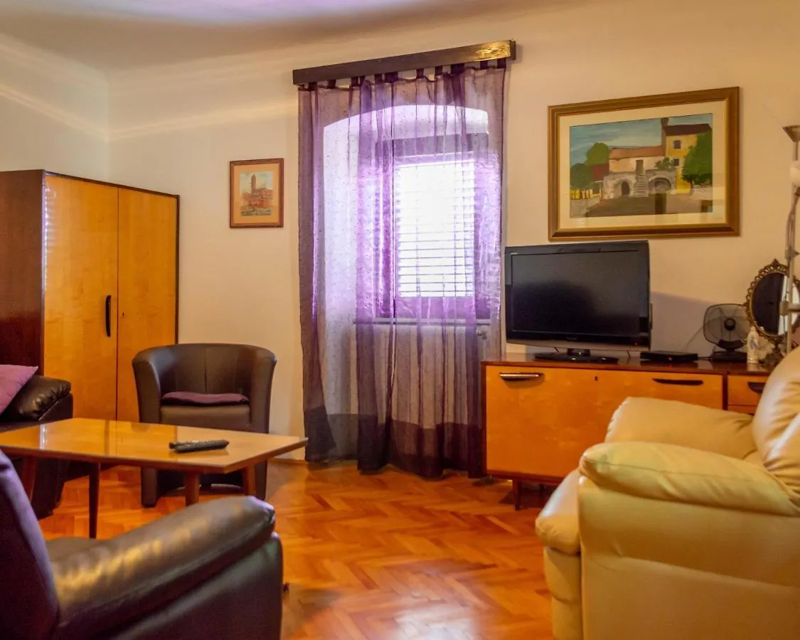 Traditional Mediterranean Villa Gabonjin Croatia