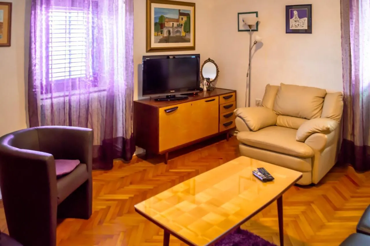 Traditional Mediterranean Villa Gabonjin